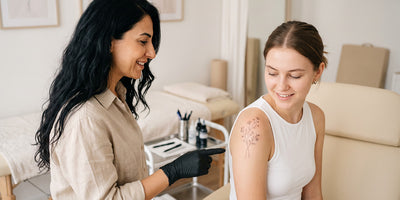 Fine Line Tattoo - Heilzeichen als Körperschmuck
